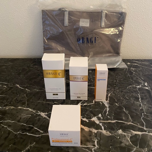 Obagi Vitamin-C Skincare Set - Picture 3 of 8